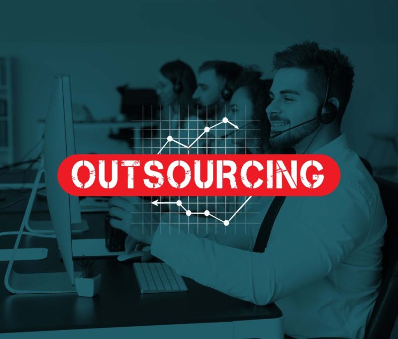 Closing the Cloud Skills Gap with Outsourced IT Management Closing the Cloud Skills Gap with Outsourced IT Management